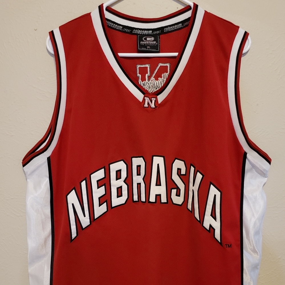 NCAA Nebraska Cornhuskers Stitched Basketball Jersey Brand Colosseum Size XXL 2X - Picture 1 of 2